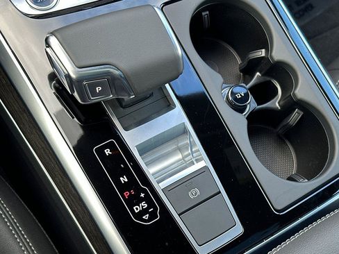 New 2026 Audi Q7 Premium image 22
