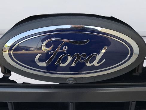 Used 2022 Ford F150 Lariat AWD/4WD image 10