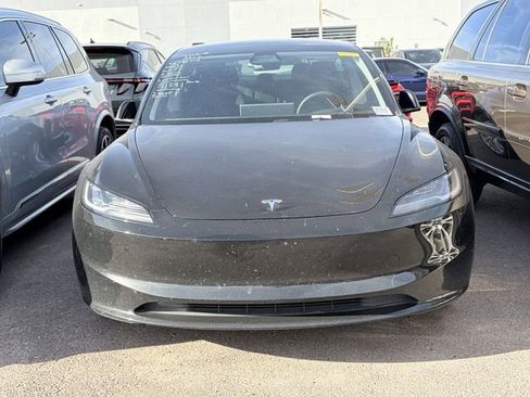 Used 2024 Tesla Model 3 Standard Range RWD image 2