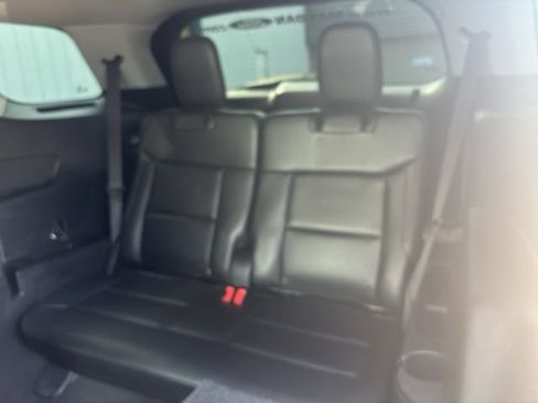 Certified 2022 Ford Explorer XLT AWD/4WD image 18