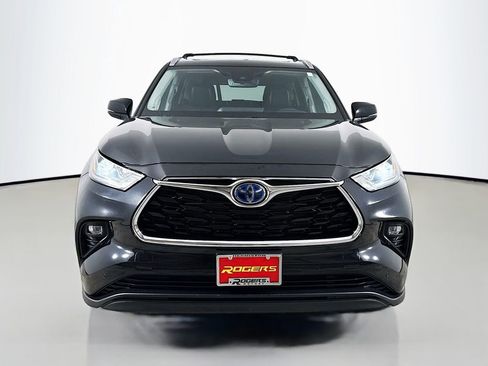 Used 2023 Toyota Highlander Limited image 2