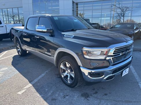 Used 2019 RAM 1500 Laramie image 2