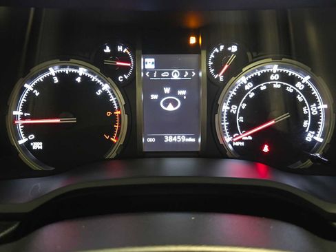 Certified 2023 Toyota 4Runner TRD Off-Road Premium w/ Off Road Premium Plus Package AWD/4WD image 11