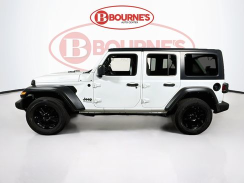Used 2022 Jeep Wrangler Unlimited Sport AWD/4WD image 7