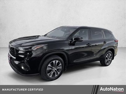 Used 2024 Toyota Highlander XLE