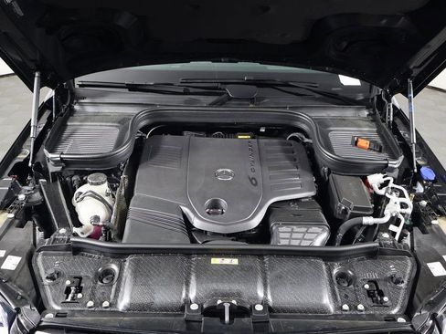 New 2026 Mercedes-Benz GLS 450 4MATIC image 10