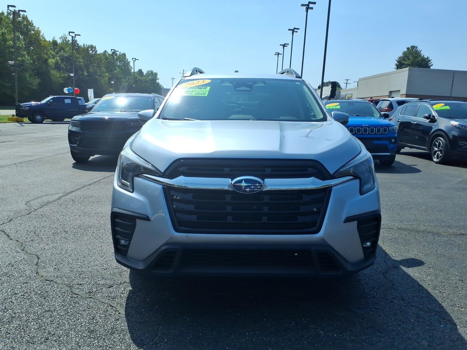 Used 2023 Subaru Ascent Limited AWD/4WD image 2