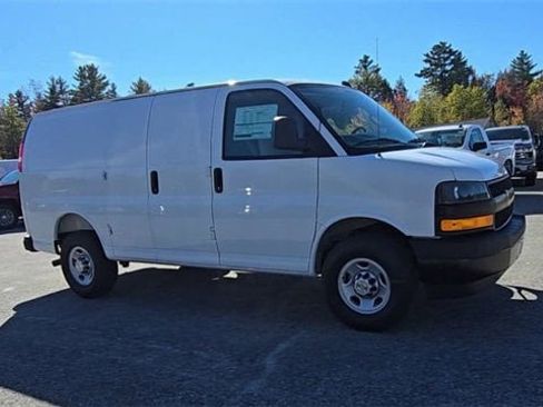 New 2025 Chevrolet Express 2500 w/ Enhanced Convenience Package image 2