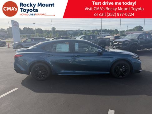 New 2026 Toyota Camry SE w/ Convenience Package FWD image 6
