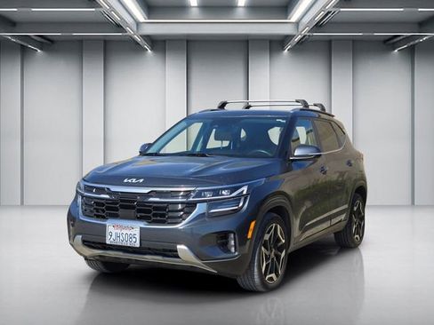 Certified 2024 Kia Seltos SX image 3