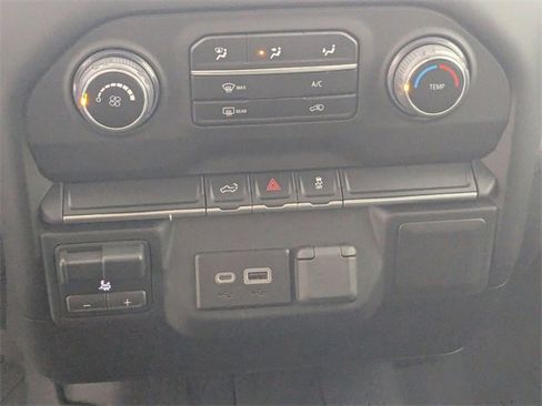 Used 2023 Chevrolet Silverado 2500 Custom w/ Custom Value Package image 20