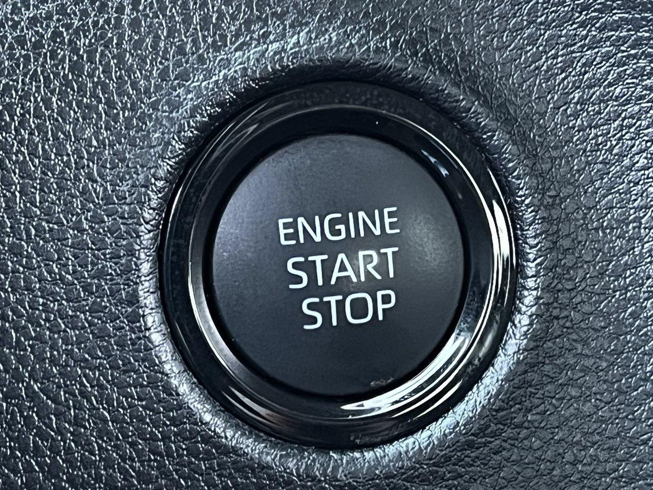 Used 2026 Toyota Tundra SR5 w/ SR5 Convenience Package AWD/4WD image 19