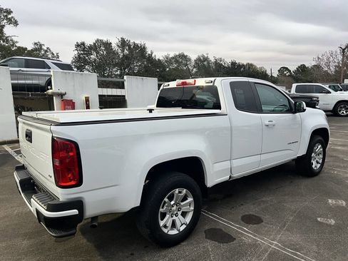 Used 2022 Chevrolet Colorado LT w/ Fleet Safety Package image 8