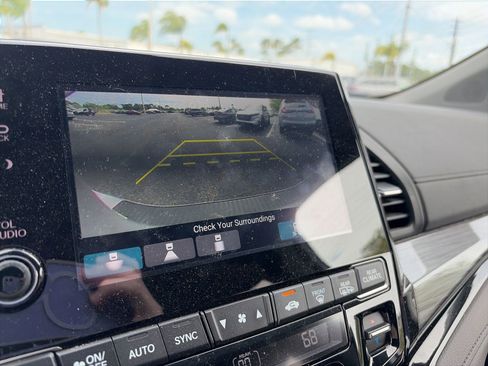 Certified 2023 Honda Odyssey Elite image 19
