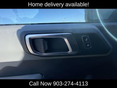 Used 2023 Ford Bronco Badlands image 32