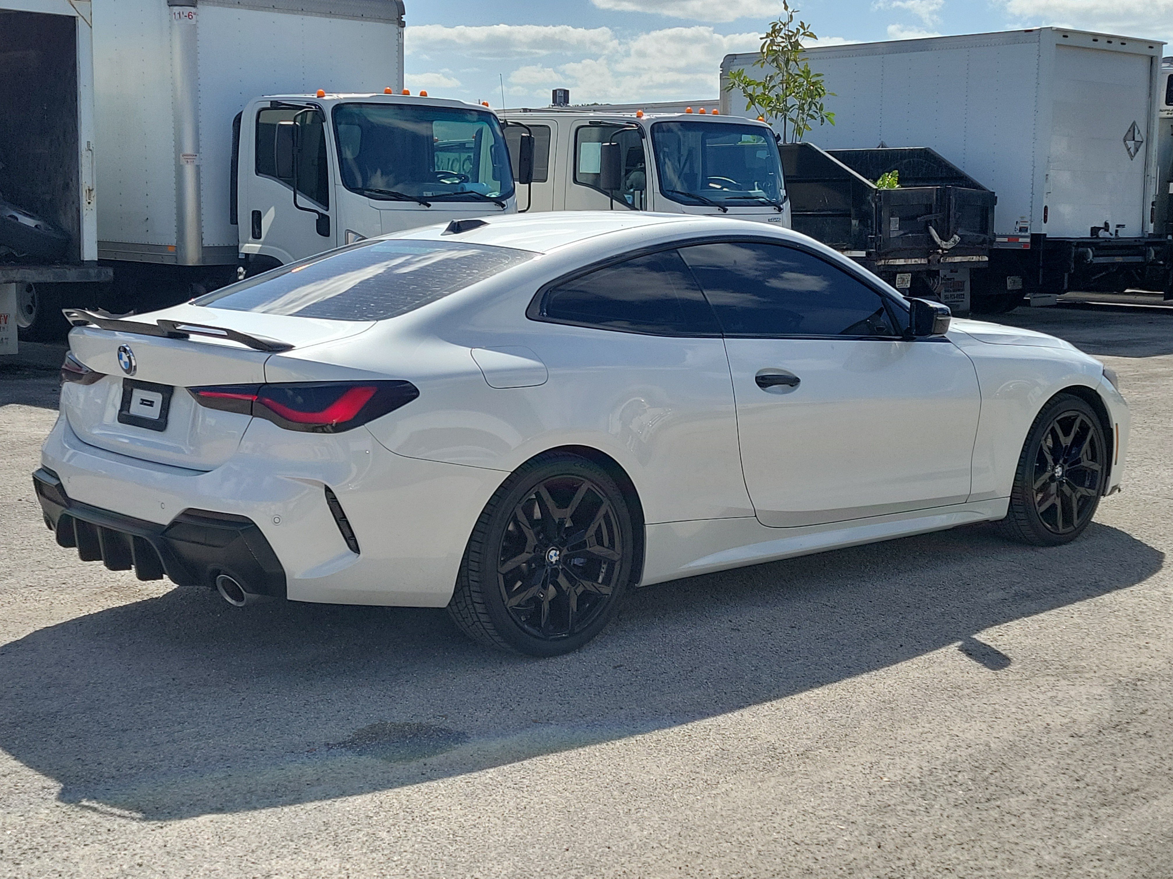 Used 2025 BMW 430i Coupe w/ M Sport Package RWD image 5