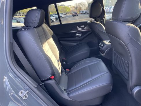 New 2026 Mercedes-Benz GLS 450 4MATIC image 43
