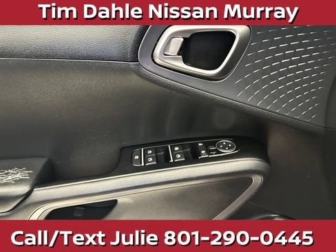 Used 2022 Kia Soul GT-Line FWD image 22