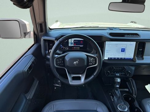 Certified 2022 Ford Bronco Outer Banks AWD/4WD image 6