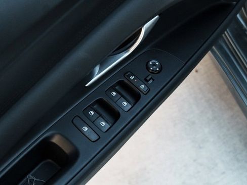 New 2026 Hyundai Elantra SE image 18