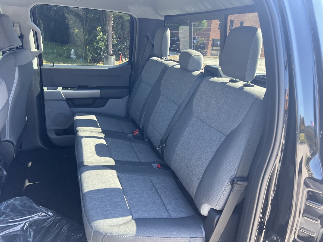 New 2027 Ford F350 XL w/ STX Appearance Package AWD/4WD image 17