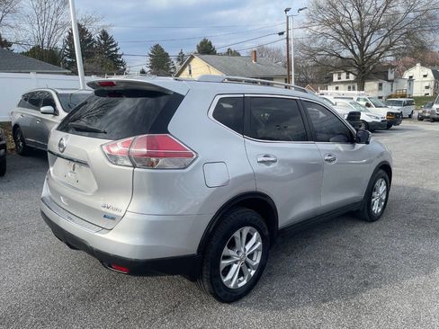 Used 2014 Nissan Rogue SV w/ SV Premium Package AWD/4WD image 6
