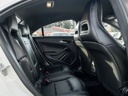 Used 2016 Mercedes-Benz CLA 250 4MATIC image 10