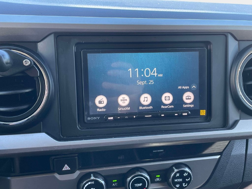 Used 2018 Toyota Tacoma SR5 RWD image 25