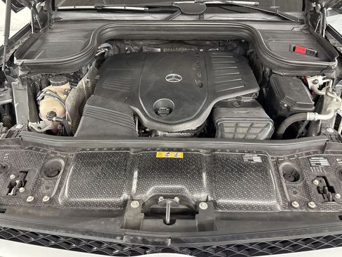 Used 2020 Mercedes-Benz GLS 450 4MATIC image 32