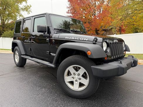 Used 2011 Jeep Wrangler Unlimited Rubicon w/ Connectivity Group image 1