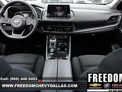 Used 2024 Nissan Rogue S FWD image 7