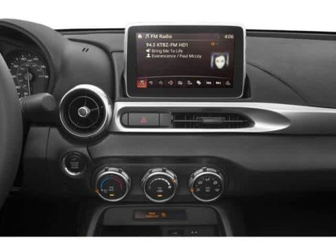Used 2018 FIAT 124 Spider Classica w/ Technology & Siriusxm Group image 13