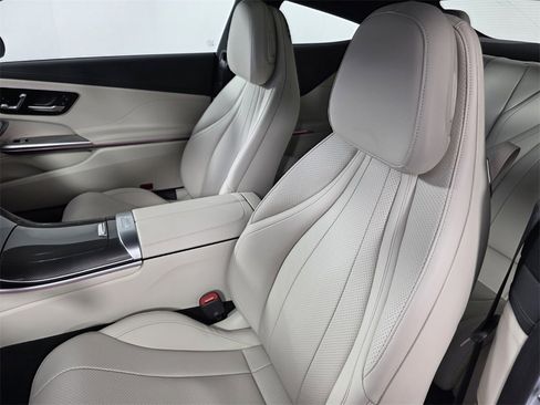 Certified 2024 Mercedes-Benz CLE 300 4MATIC Coupe image 11