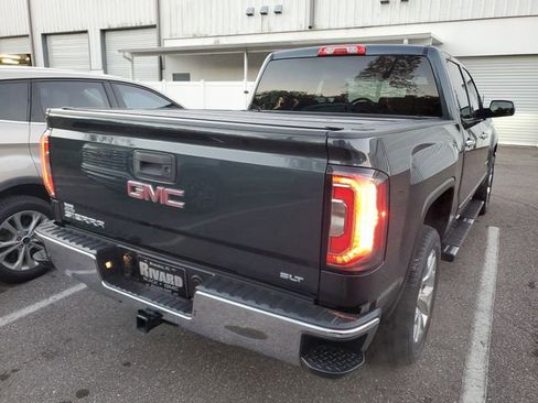 Used 2017 GMC Sierra 1500 SLT w/ SLT Premium Package image 4