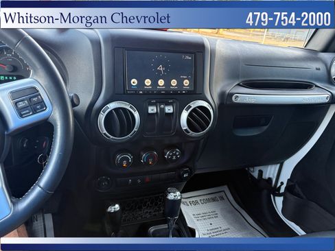 Used 2015 Jeep Wrangler Sport AWD/4WD image 17