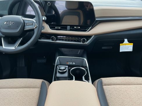 New 2026 Chevrolet Equinox ACTIV image 14