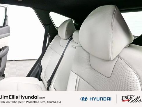 Certified 2025 Hyundai Tucson Limited image 23