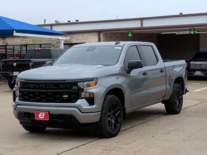 New 2025 Chevrolet Silverado 1500 Custom