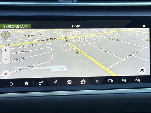 Used 2018 Land Rover Range Rover Velar R-Dynamic HSE AWD/4WD image 23