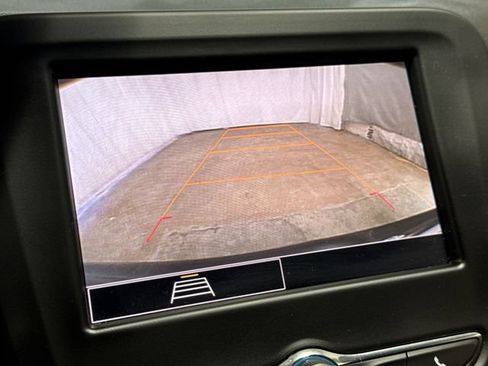Used 2022 Chevrolet Equinox LT FWD image 18