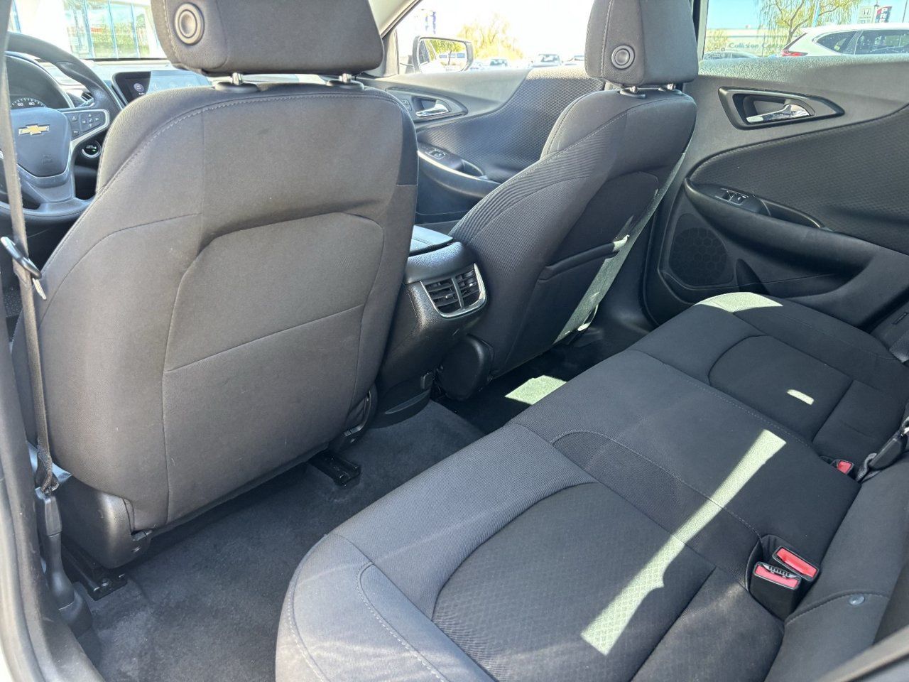 Used 2023 Chevrolet Malibu LT FWD image 15