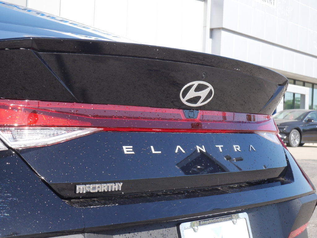 New 2026 Hyundai Elantra Sport FWD image 15