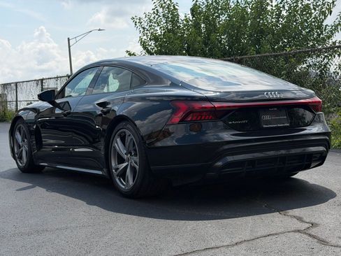 Used 2023 Audi e-tron GT Premium Plus AWD/4WD image 3