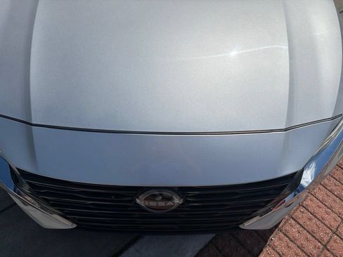 Used 2024 Nissan Altima 2.5 SV FWD image 13
