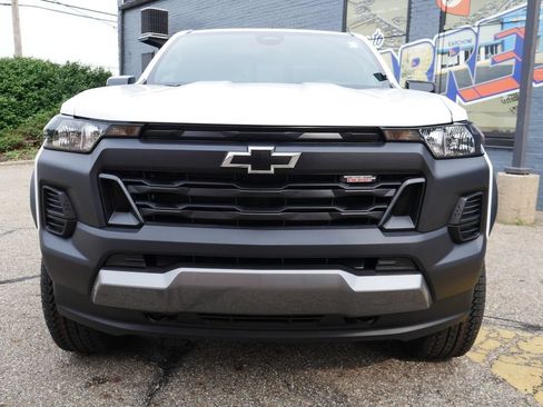 New 2026 Chevrolet Colorado Trail Boss AWD/4WD image 2