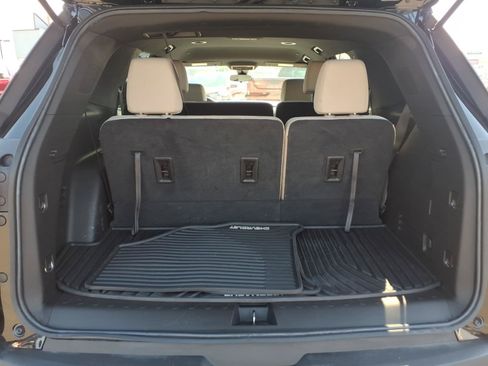Used 2023 Chevrolet Traverse LS AWD/4WD image 25