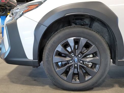 Used 2025 Subaru Outback Onyx Edition AWD/4WD image 15