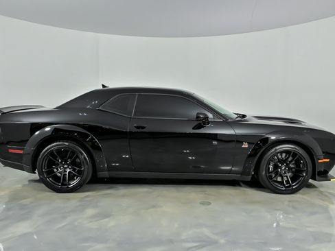 Used 2023 Dodge Challenger R/T Scat Pack RWD image 10