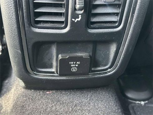 Certified 2019 Jeep Grand Cherokee Altitude image 16