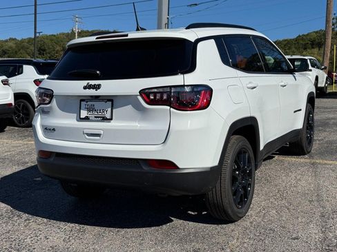 New 2026 Jeep Compass Latitude w/ Quick Order Package 29K AWD/4WD image 4